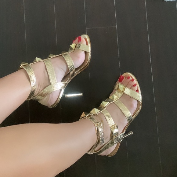 Michael Kors Gold Studded Heels - Picture 5 of 11